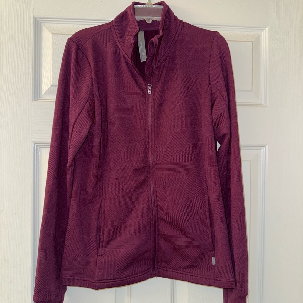 Mondetta Burgundy Jacket! - Picture 3 of 4